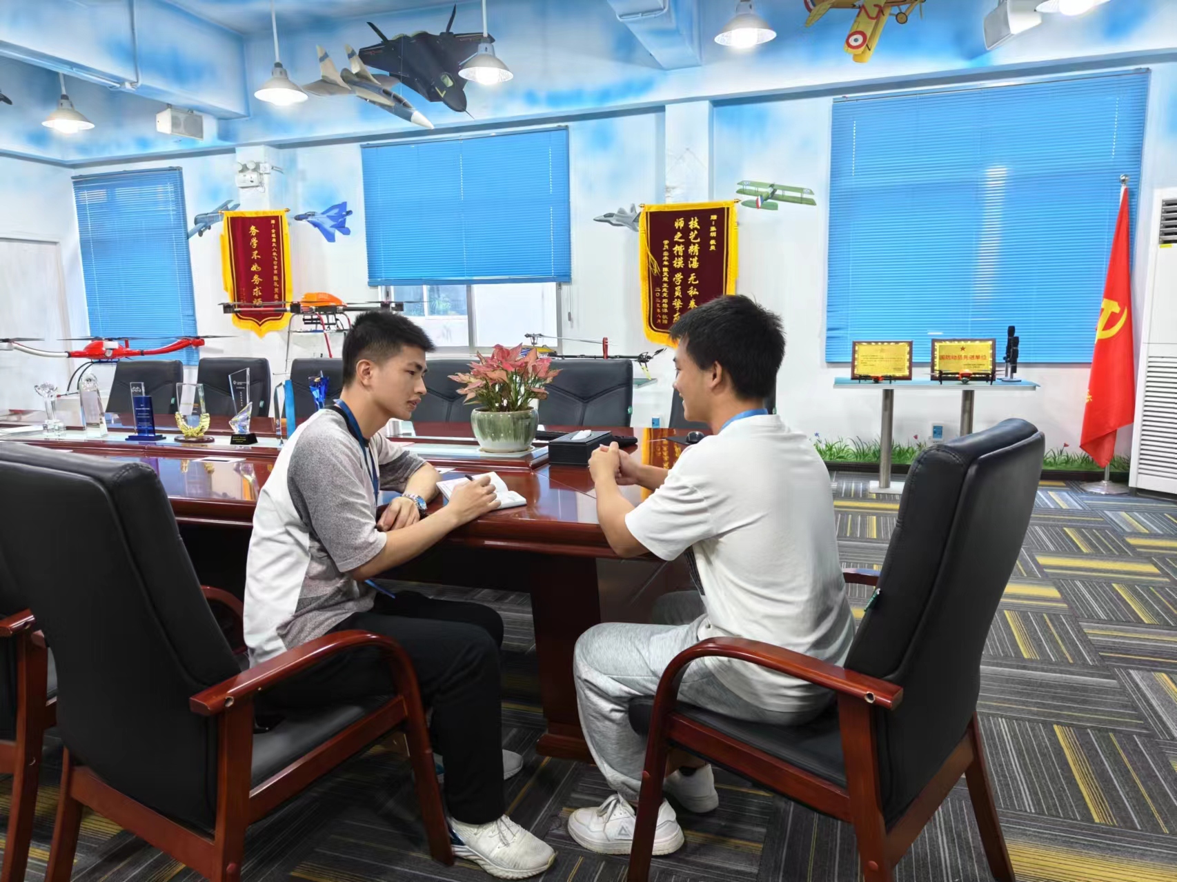 1714122500128118.jpg 3526e92fbe3a8c726b44c79e8eb1233.jpg