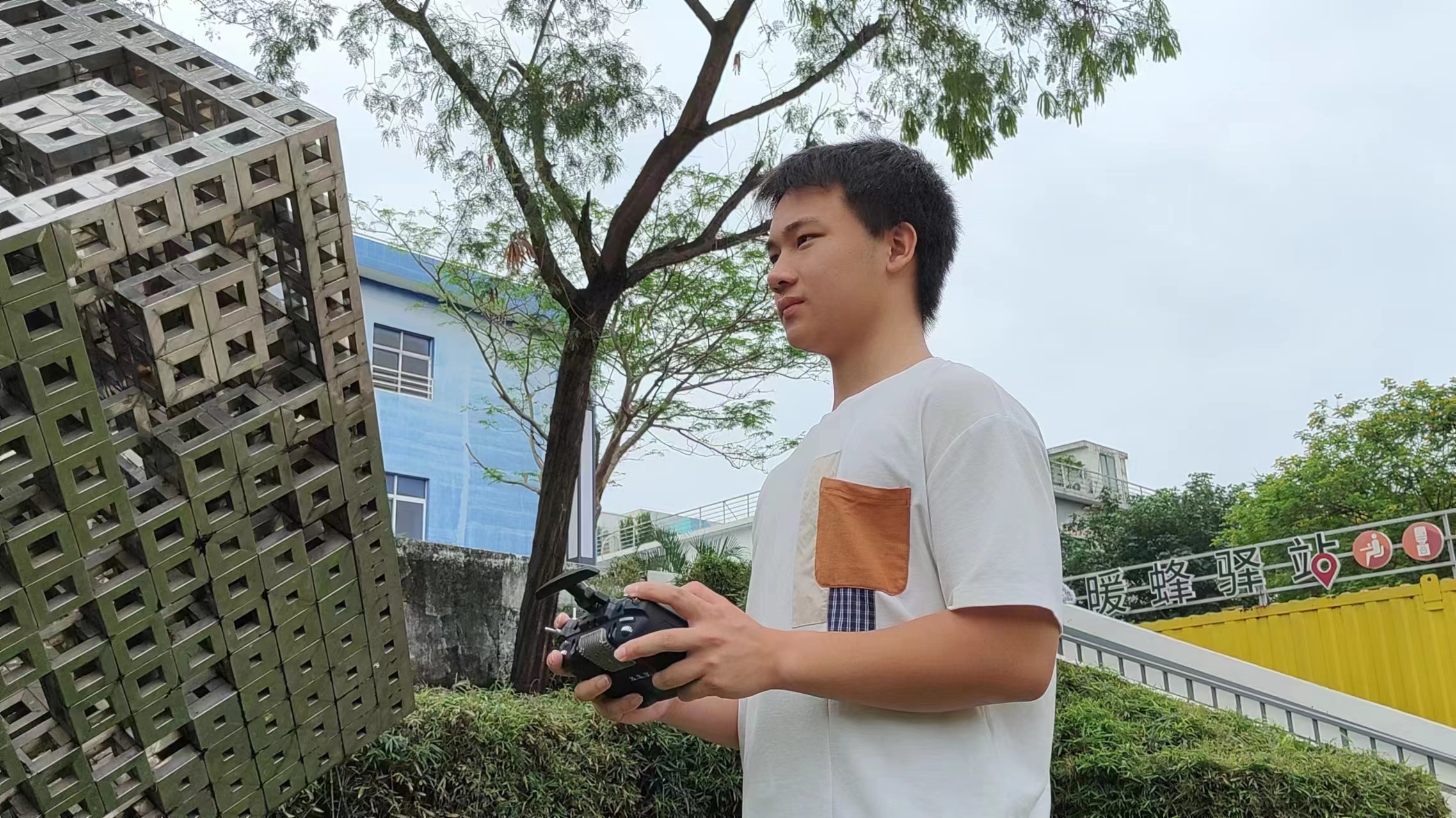 1714122649152762.jpg 7917344fa078bd8ef9145cbcec86a2c.jpg